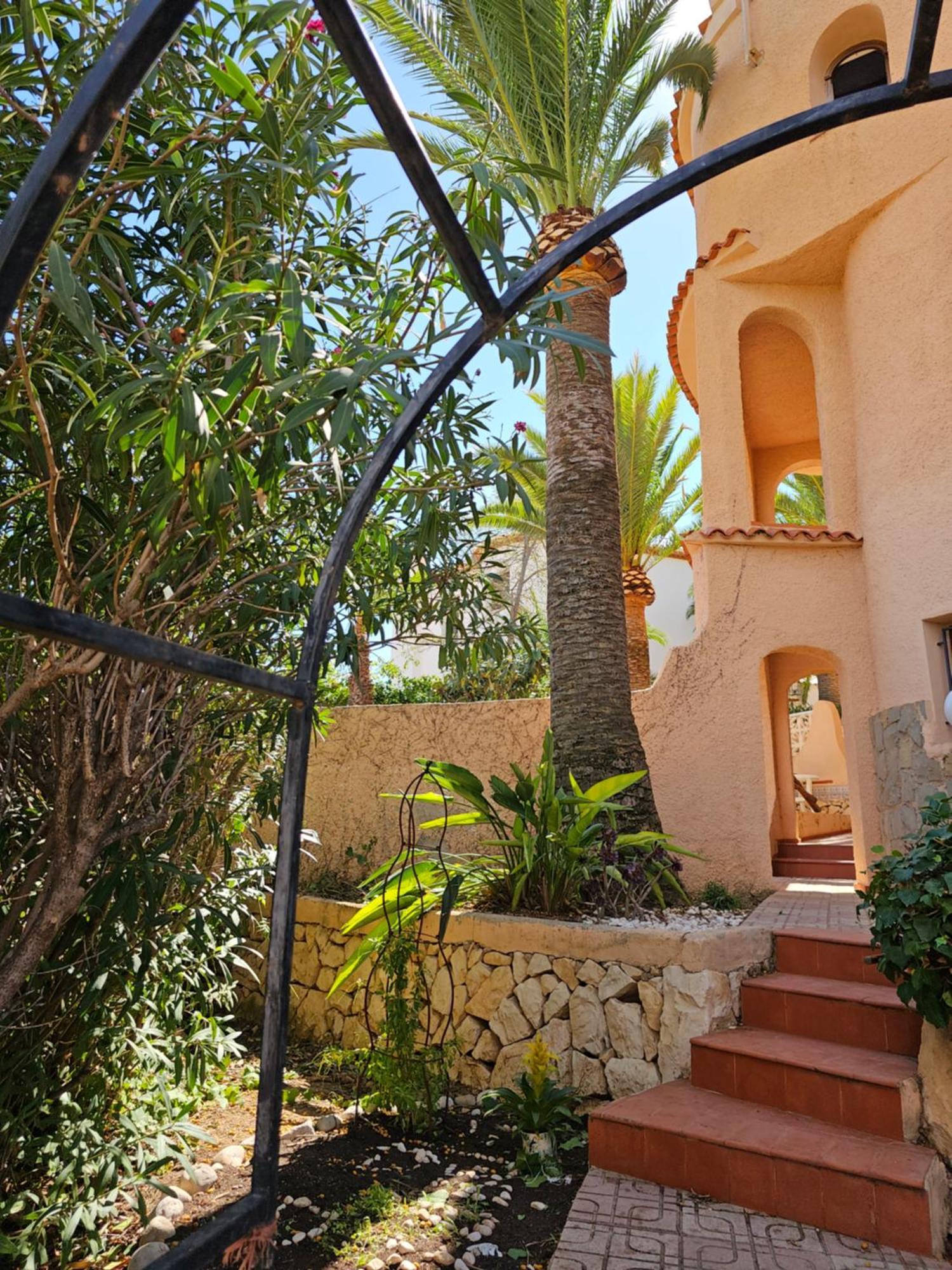 Casa Veintiuno En Calp Apartment Exterior photo