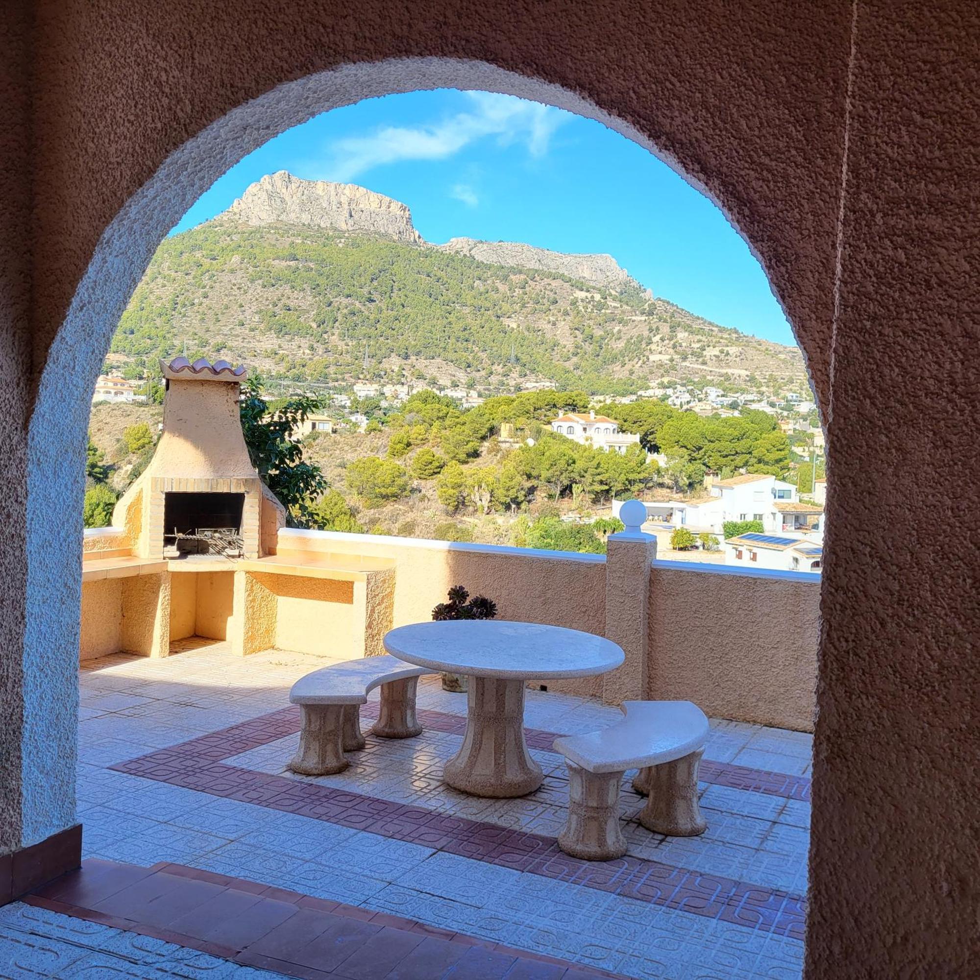 Casa Veintiuno En Calp Apartment Exterior photo
